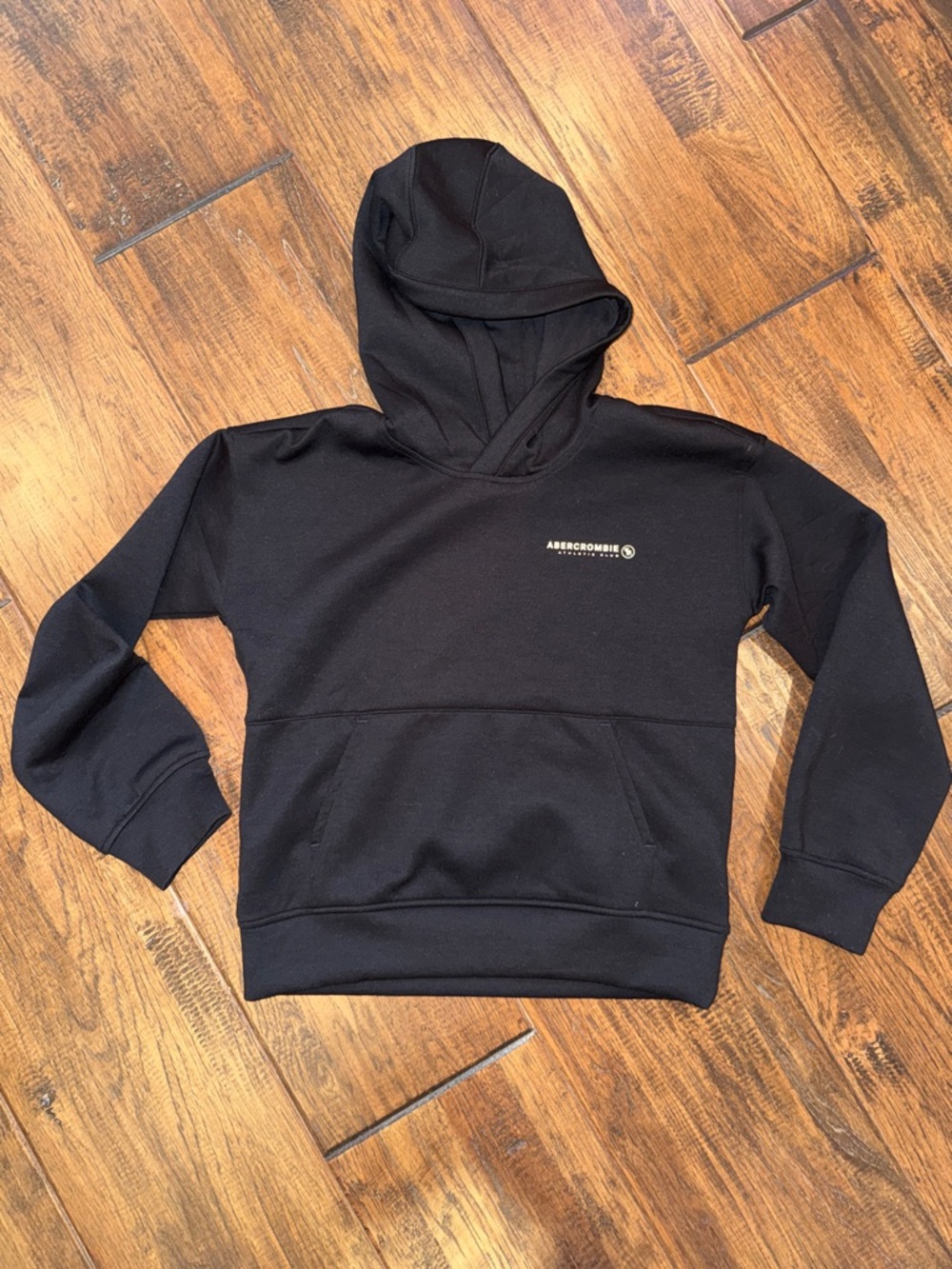 Abercrombie Kids ACTIVE ypb neoknit logo hoodie. SIZE 9/10. washed, NEVER WORN.